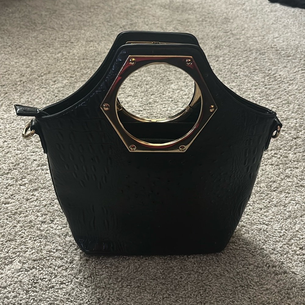 Women’s leather purse